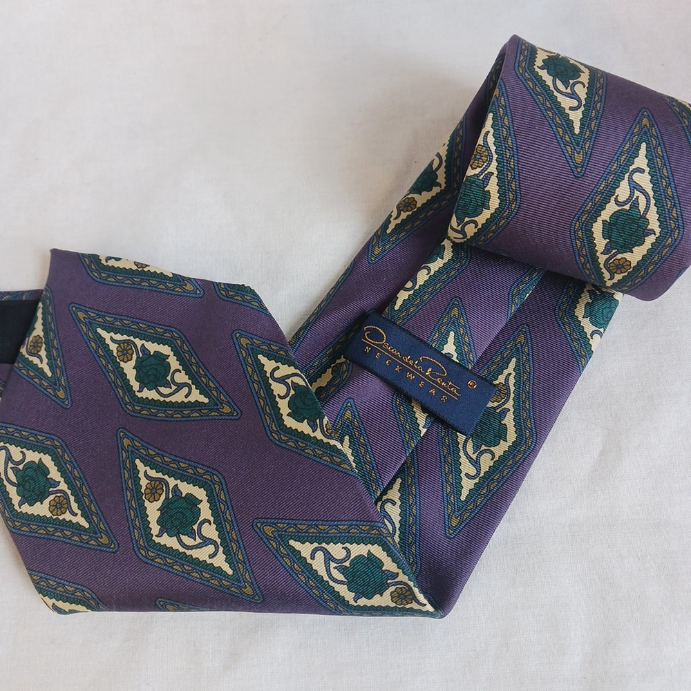 Oscar De La Renta Navy Blue Yellow Floral Silk Tie Vintage